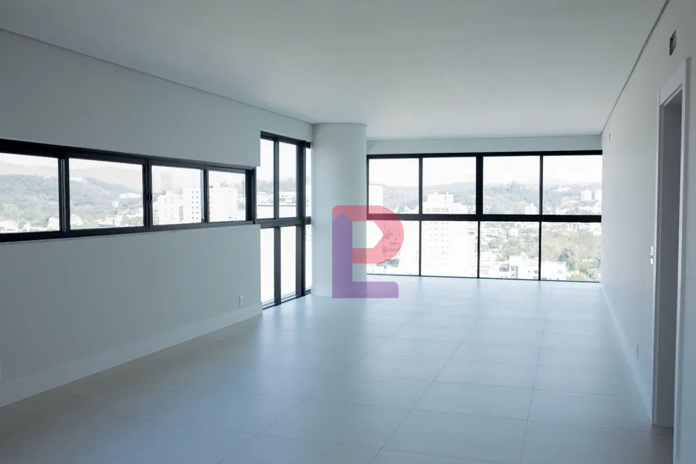 Apartamento, 3 quartos, 170 m² - Foto 2