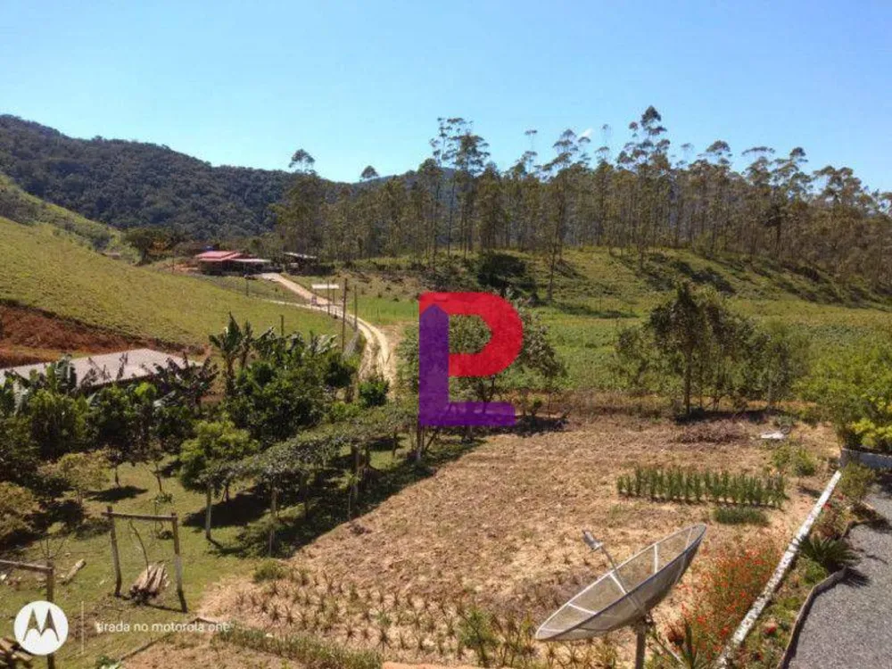 Chácara, 2 quartos, 1550 m² - Foto 2