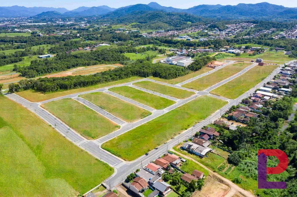 Loteamento e Condomínio, 360 m² - Foto 1