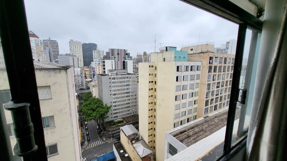 Apartamento à venda com 1 quarto, 40m² - Foto 18