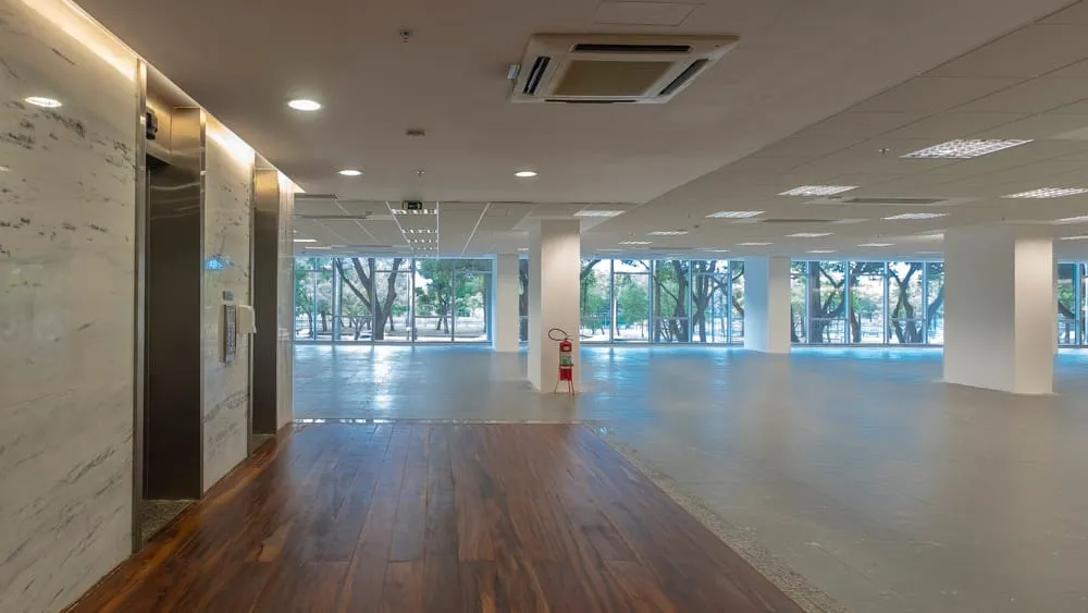 Sala-Conjunto, 679 m² - Foto 1