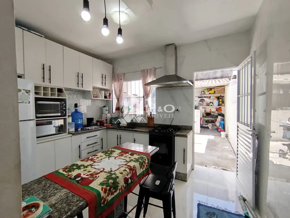 Casa, 2 quartos, 82 m² - Foto 1