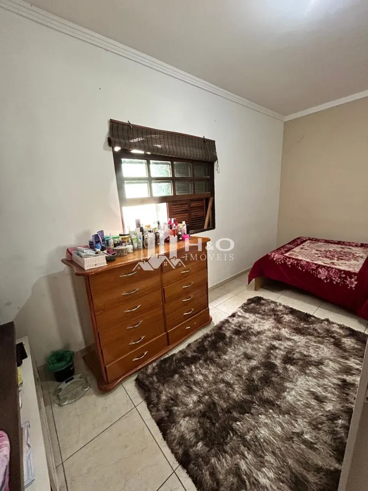 Casa, 4 quartos, 200 m² - Foto 1