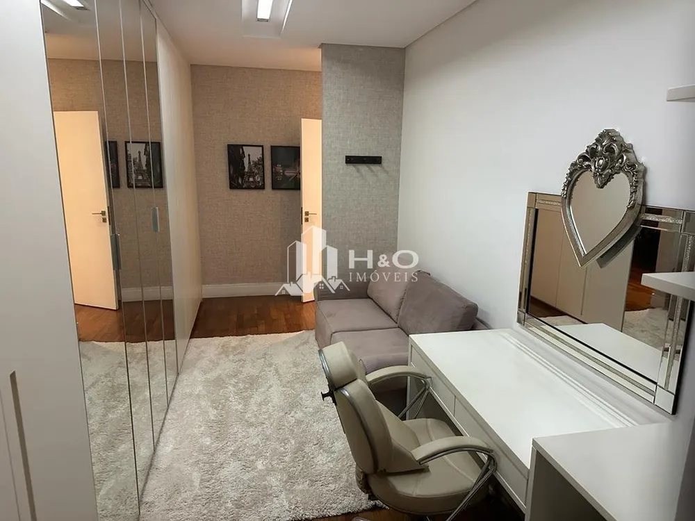 Sobrado, 4 quartos, 600 m² - Foto 1