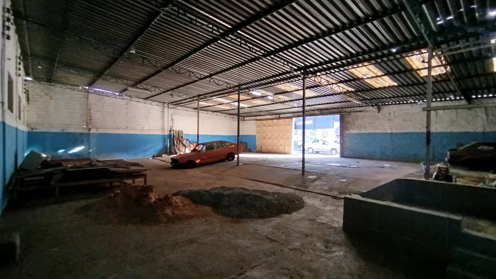 Depósito-Galpão, 1000 m² - Foto 1