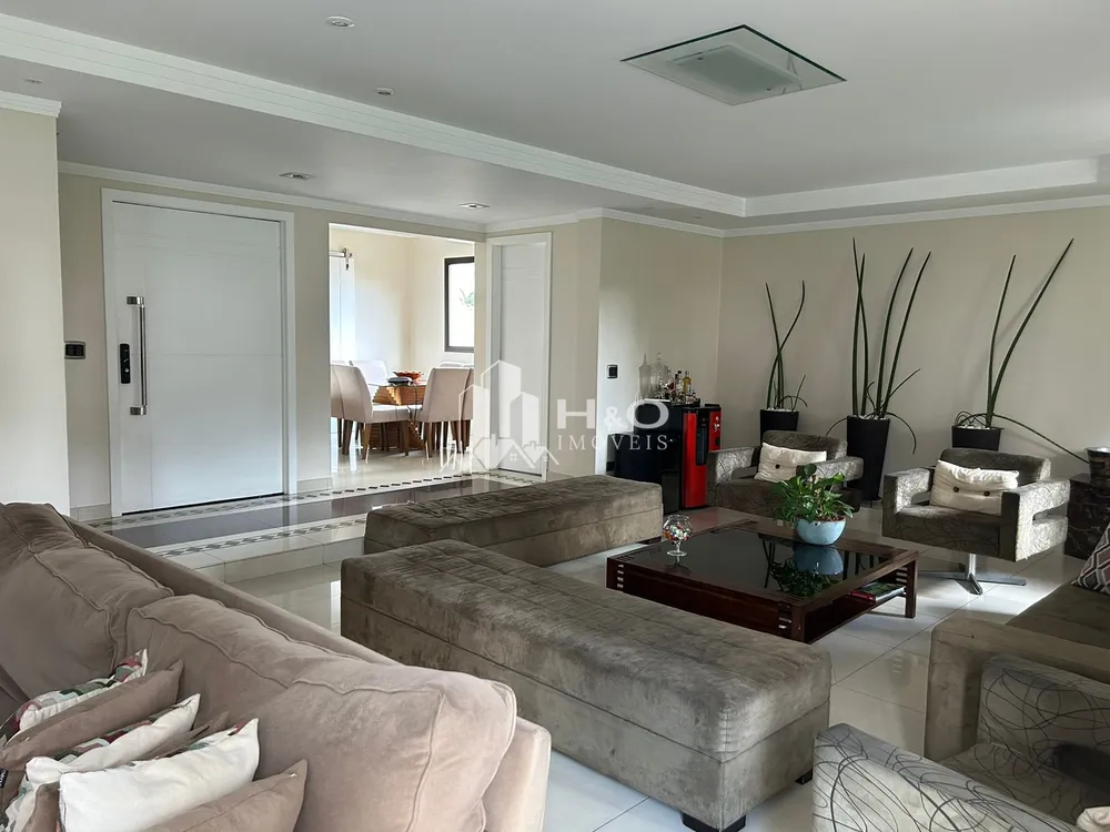 Apartamento, 3 quartos, 183 m² - Foto 1