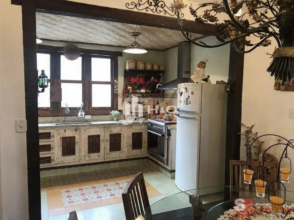 Sobrado, 5 quartos, 260 m² - Foto 1