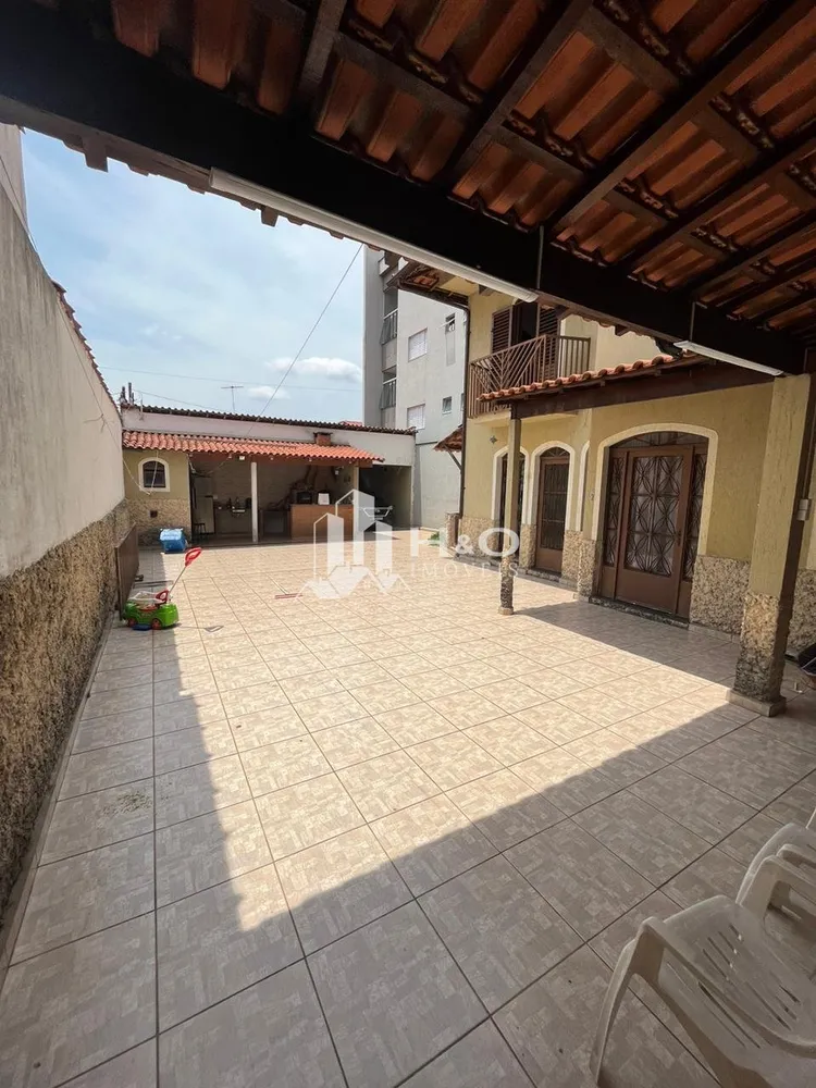 Sobrado, 3 quartos, 200 m² - Foto 2