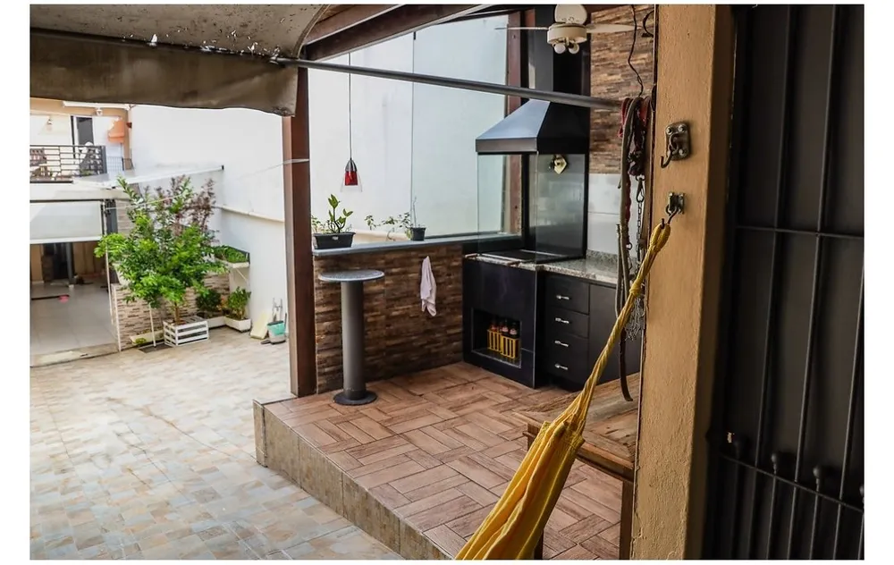 Sobrado, 5 quartos, 170 m² - Foto 1