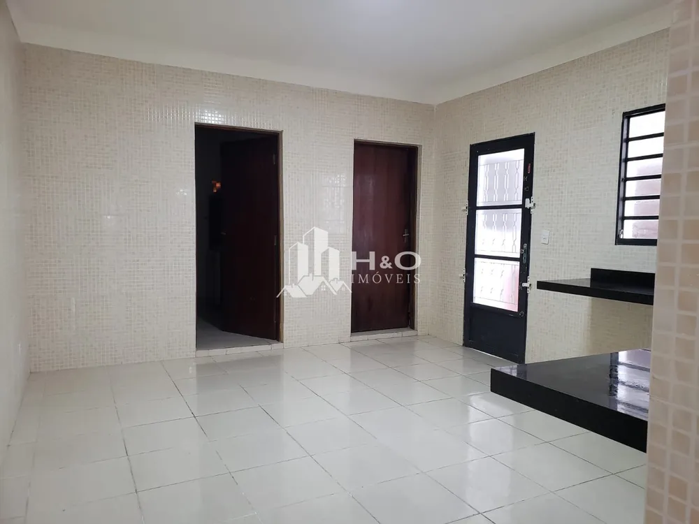 Sobrado, 5 quartos, 220 m² - Foto 2