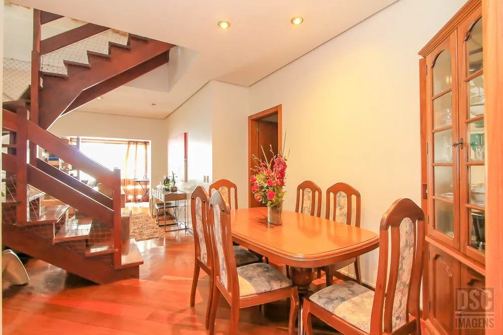 Cobertura, 3 quartos, 230 m² - Foto 2