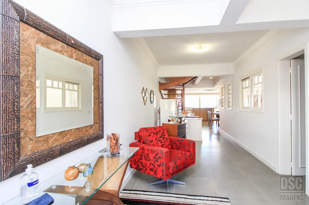Sobrado, 4 quartos, 455 m² - Foto 1