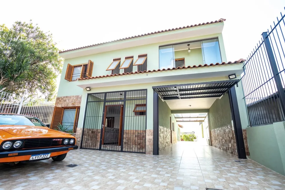 Sobrado, 3 quartos, 342 m² - Foto 1
