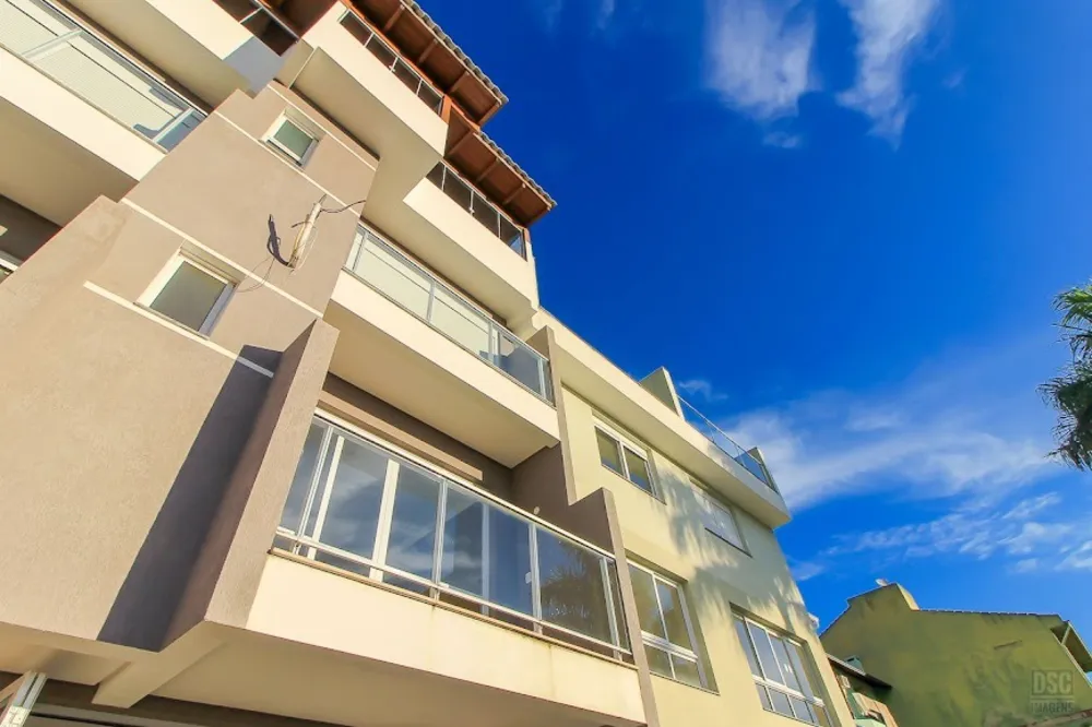 Sobrado, 3 quartos, 214 m² - Foto 2