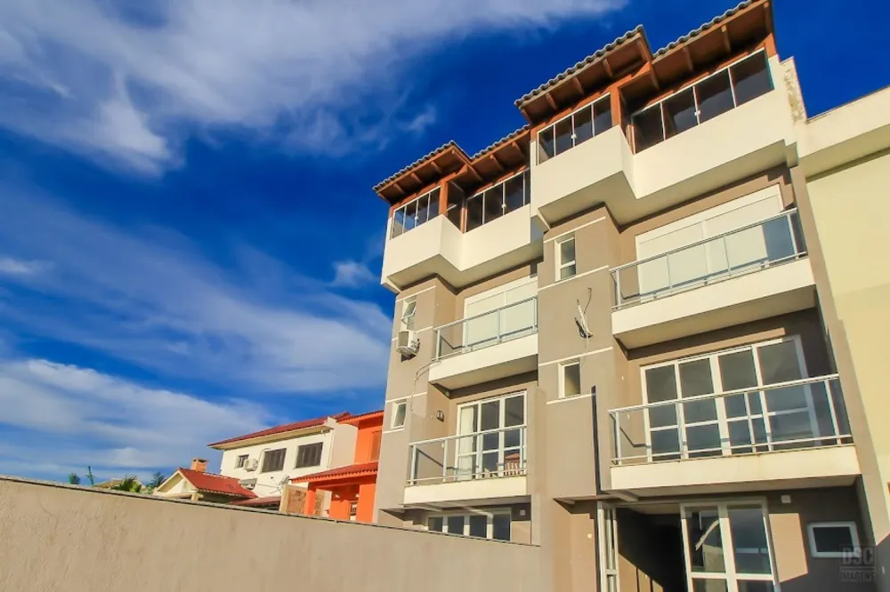Sobrado, 3 quartos, 214 m² - Foto 1
