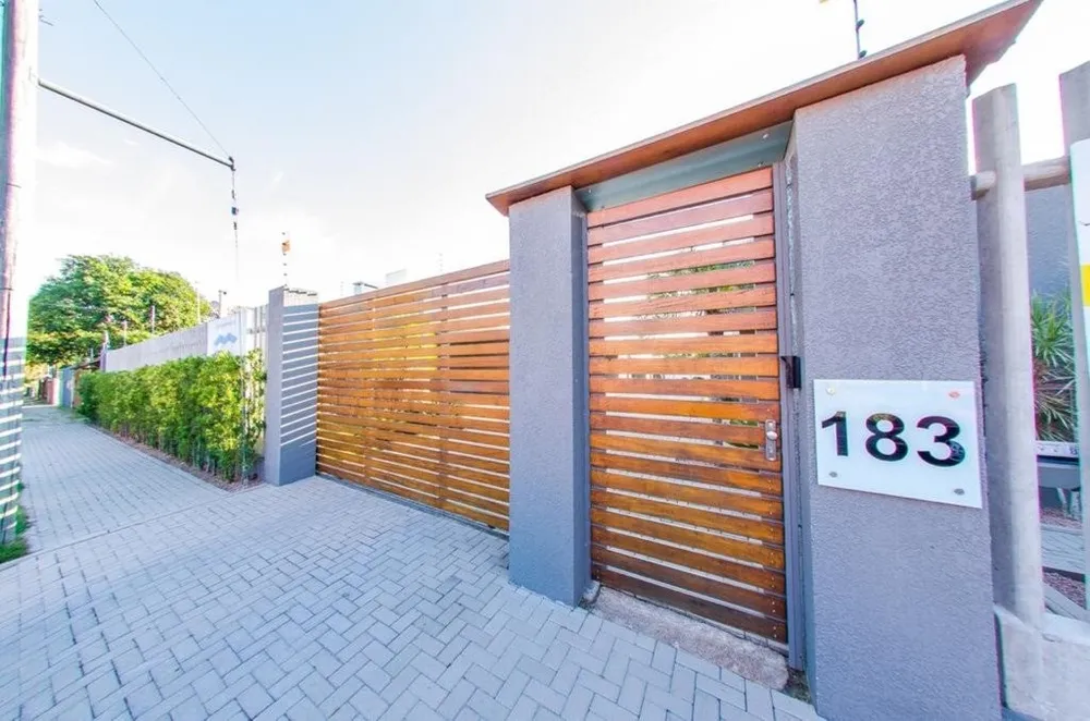 Casa, 3 quartos, 168 m² - Foto 1