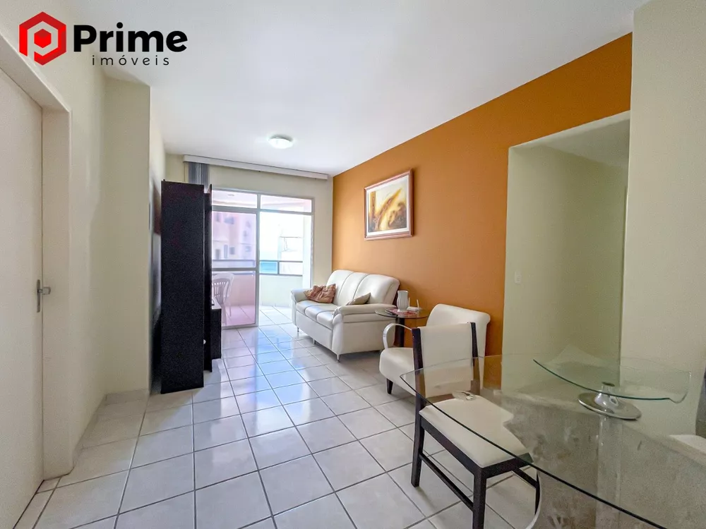 Apartamento à venda com 3 quartos, 121m² - Foto 2