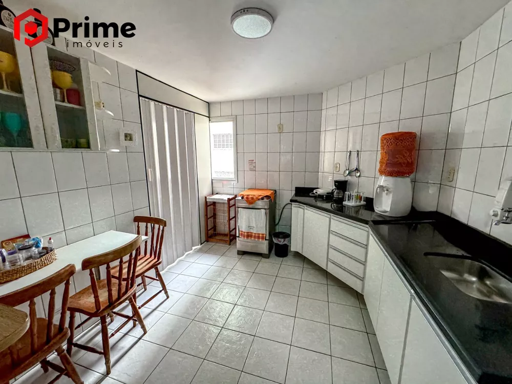 Apartamento à venda com 3 quartos, 140m² - Foto 11