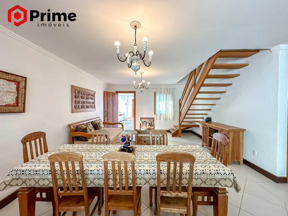 Casa, 4 quartos, 180 m² - Foto 1