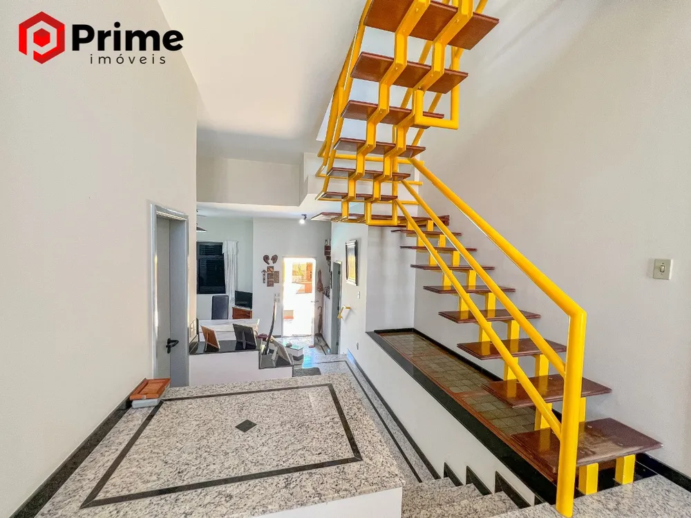 Casa, 4 quartos, 263 m² - Foto 2