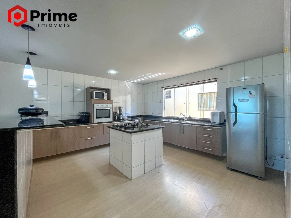 Casa, 3 quartos, 280 m² - Foto 3