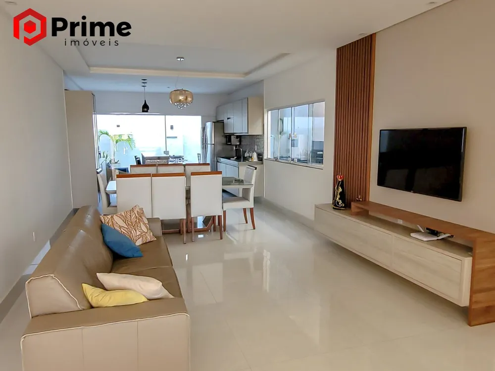 Casa, 3 quartos, 215 m² - Foto 1