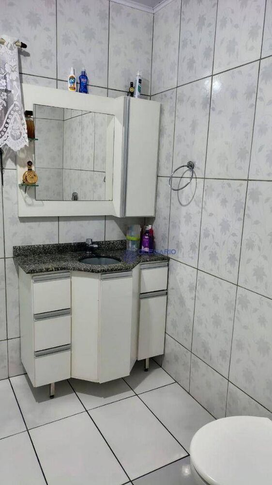 Casa à venda com 4 quartos, 140m² - Foto 11