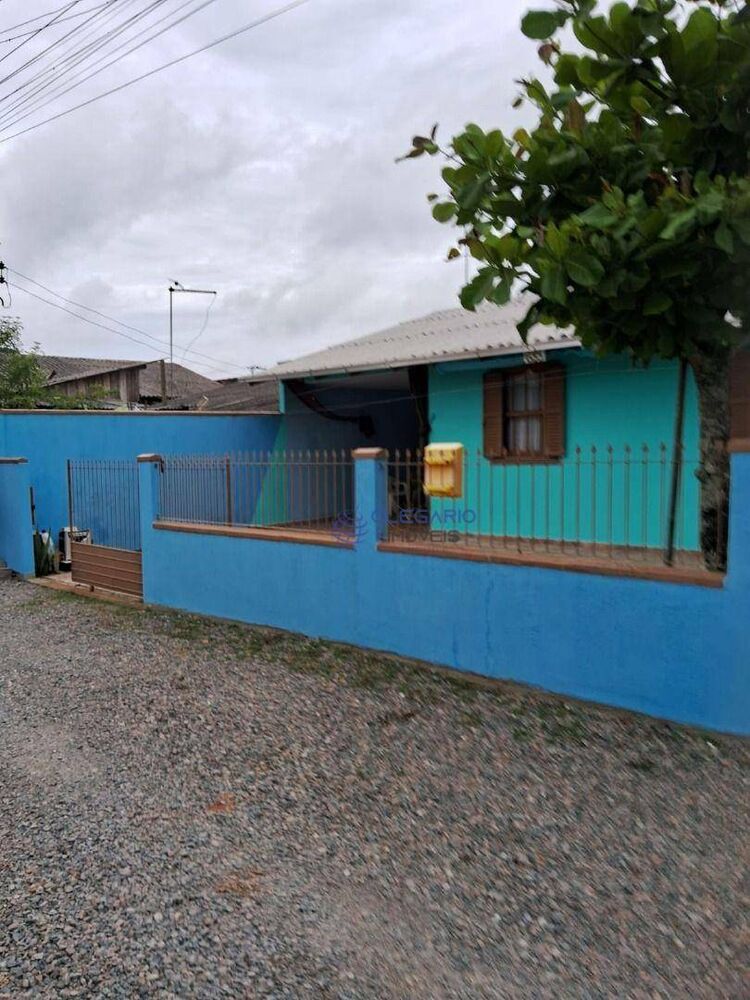 Casa à venda com 2 quartos, 101m² - Foto 3