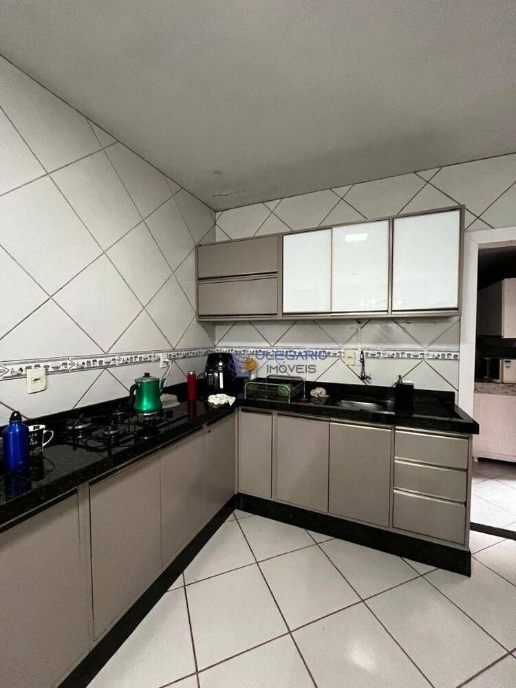 Sobrado, 4 quartos, 199 m² - Foto 3