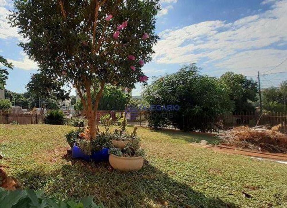 Casa à venda com 4 quartos, 180m² - Foto 7