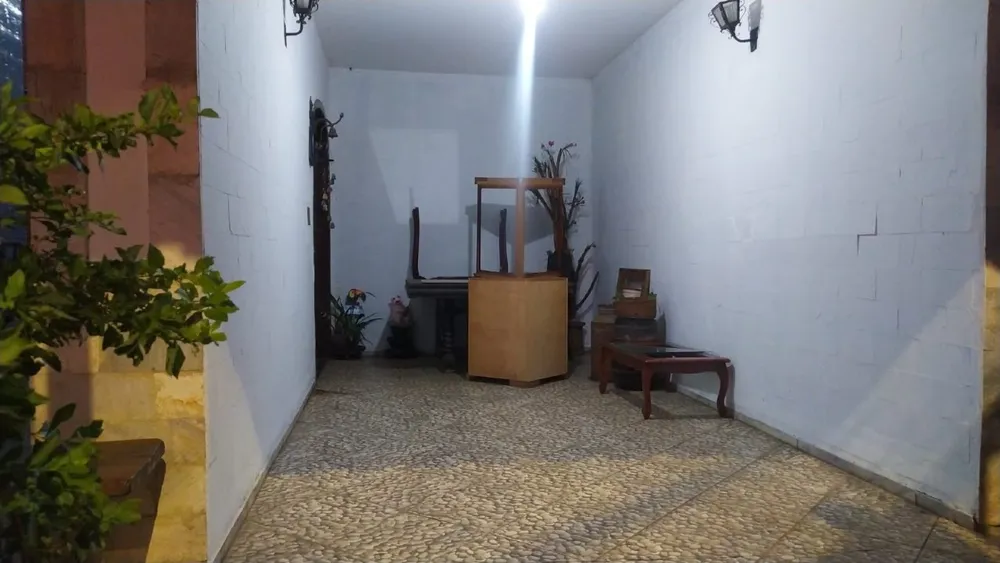Casa, 3 quartos, 275 m² - Foto 4