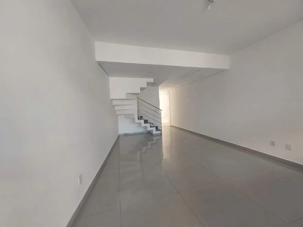 Casa, 2 quartos, 83 m² - Foto 1