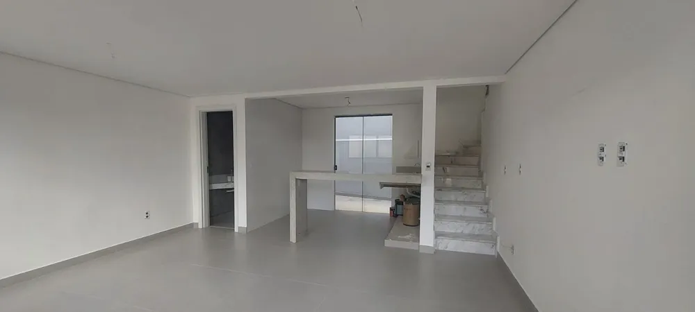 Casa, 3 quartos, 50 m² - Foto 1