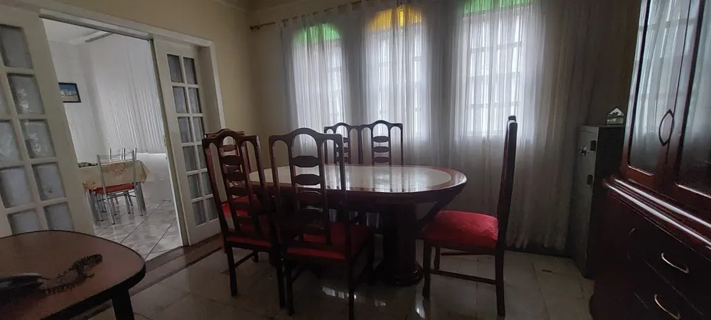 Casa, 6 quartos, 200 m² - Foto 8