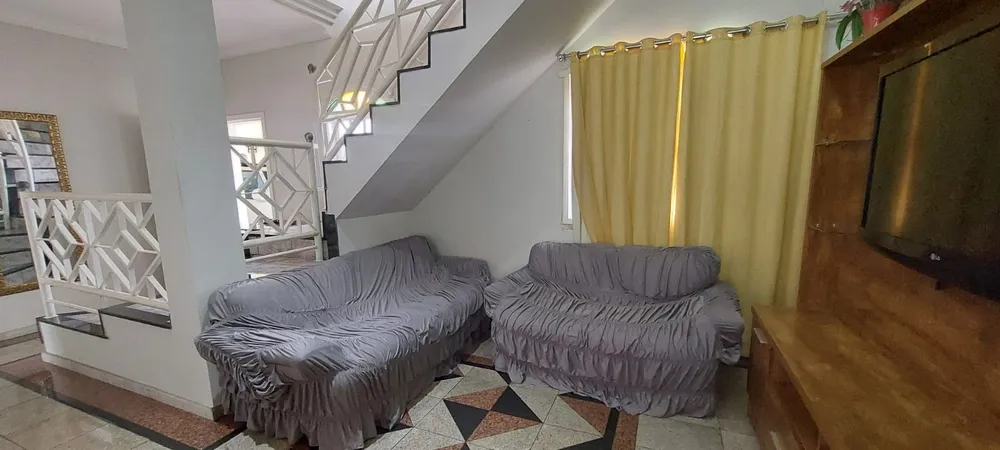 Casa, 6 quartos, 200 m² - Foto 4