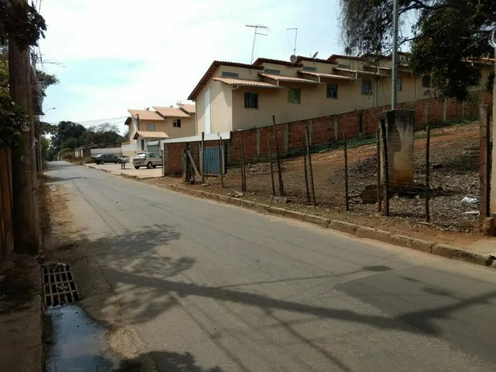 Loteamento e Condomínio, 2000 m² - Foto 3