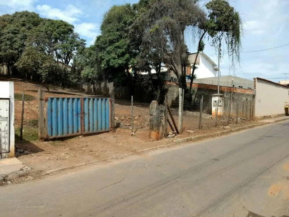 Loteamento e Condomínio, 2000 m² - Foto 4