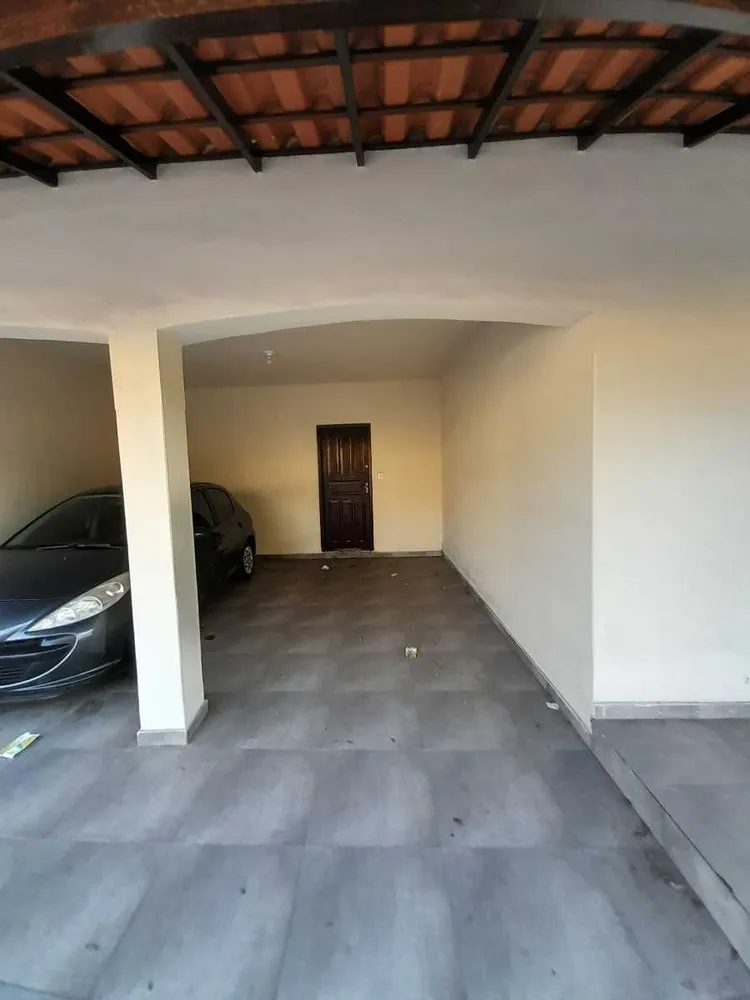 Casa, 4 quartos, 270 m² - Foto 2