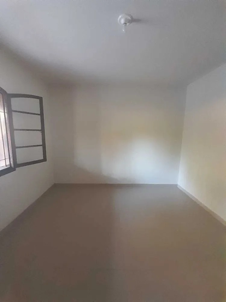 Casa, 4 quartos, 270 m² - Foto 1
