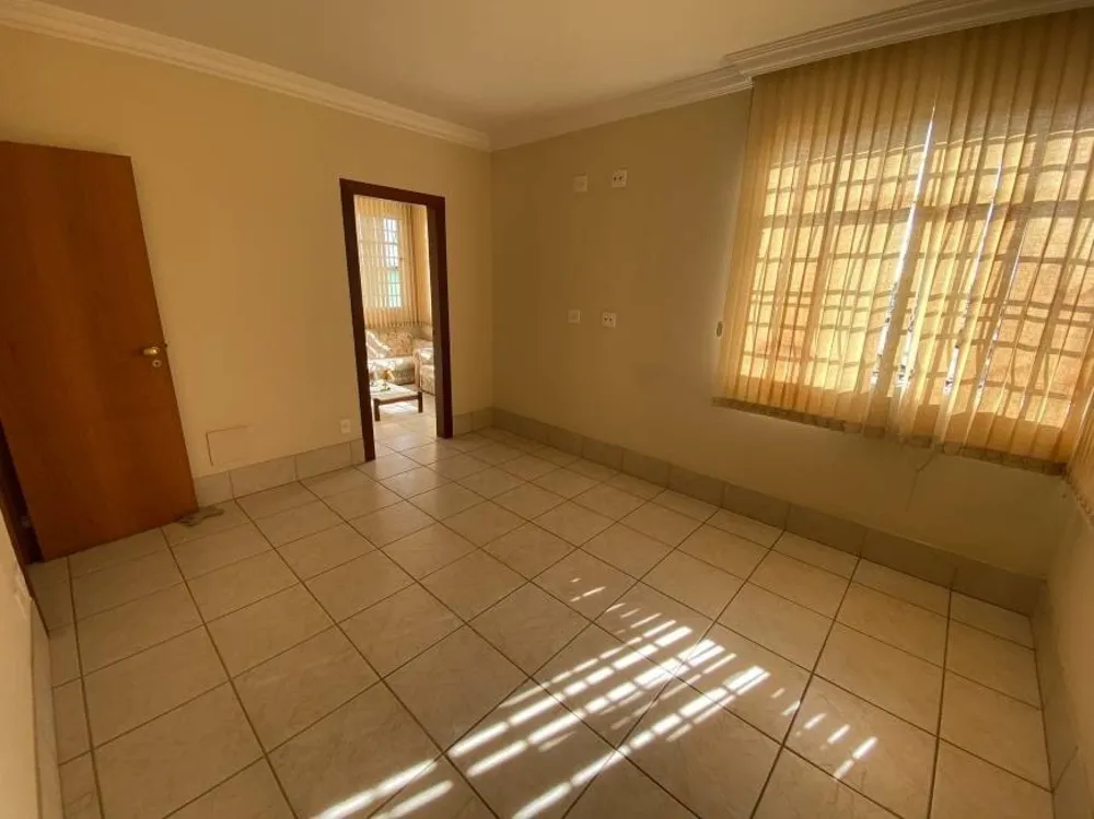 Casa, 3 quartos, 358 m² - Foto 11