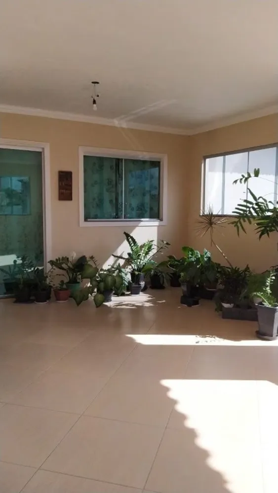 Casa, 7 quartos, 220 m² - Foto 2