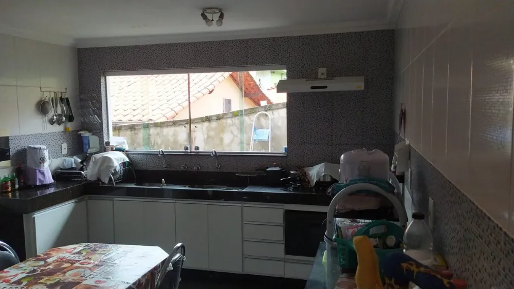 Casa, 7 quartos, 220 m² - Foto 5