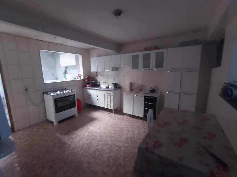 Casa, 3 quartos, 200 m² - Foto 4