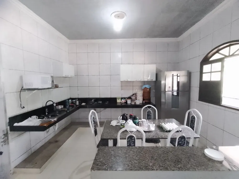 Casa, 3 quartos, 300 m² - Foto 2