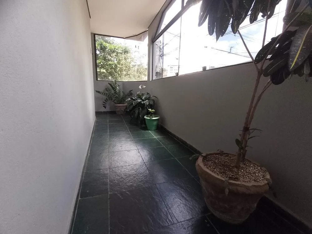 Casa, 3 quartos, 300 m² - Foto 1
