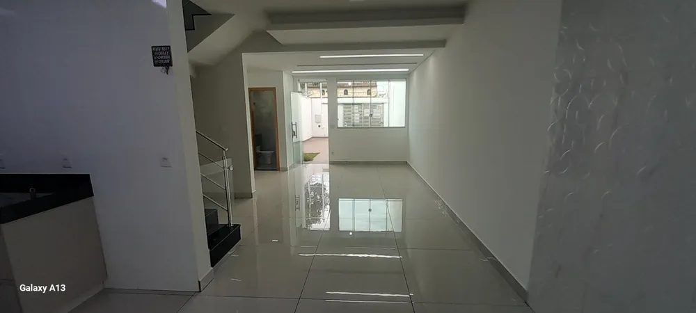 Casa, 3 quartos, 105 m² - Foto 2