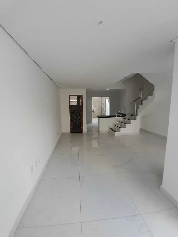 Casa, 3 quartos, 75 m² - Foto 1