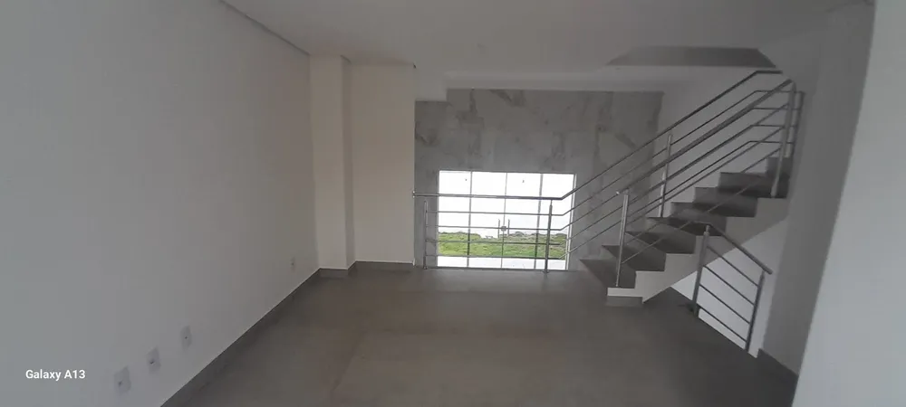 Casa, 3 quartos, 142 m² - Foto 2