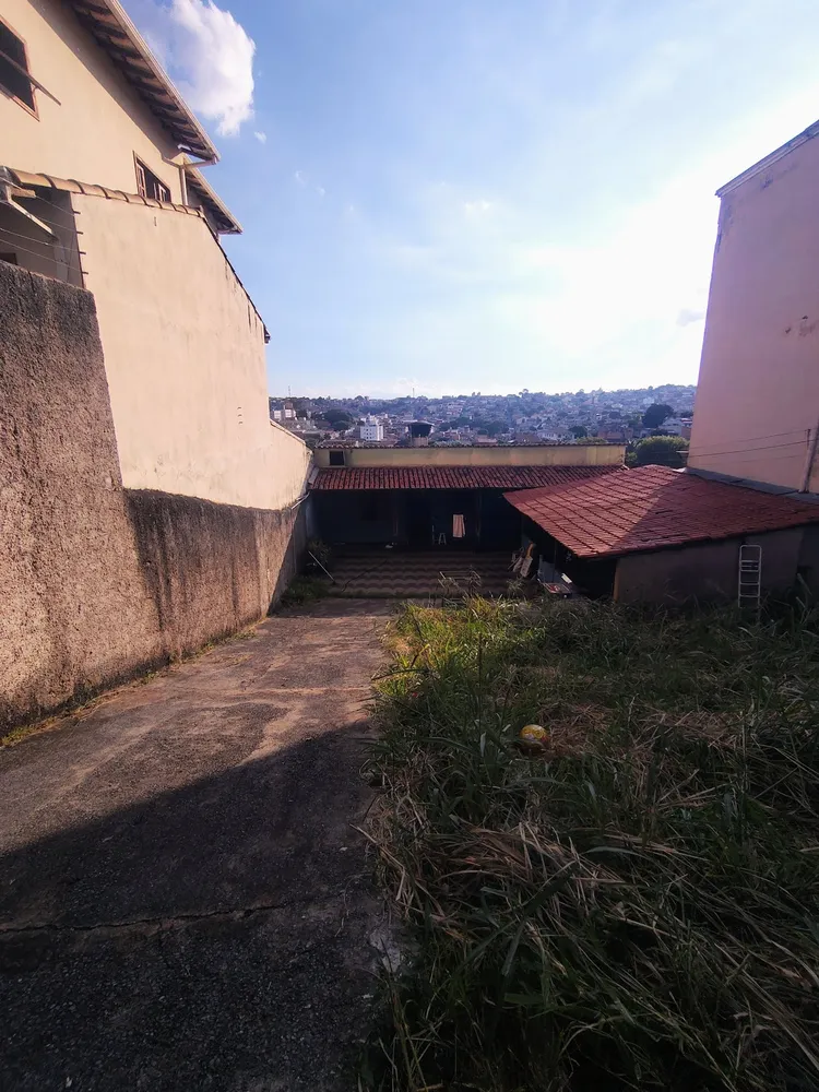 Casa, 5 quartos, 360 m² - Foto 1