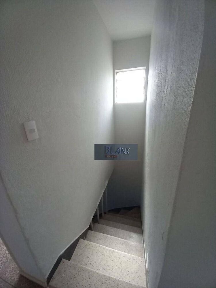 Casa, 5 quartos, 128 m² - Foto 2